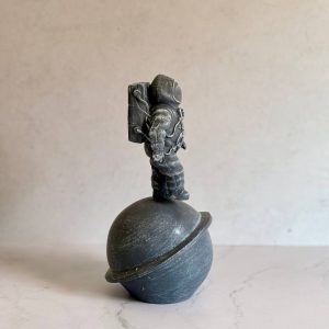 مجسمه آدم فضایی